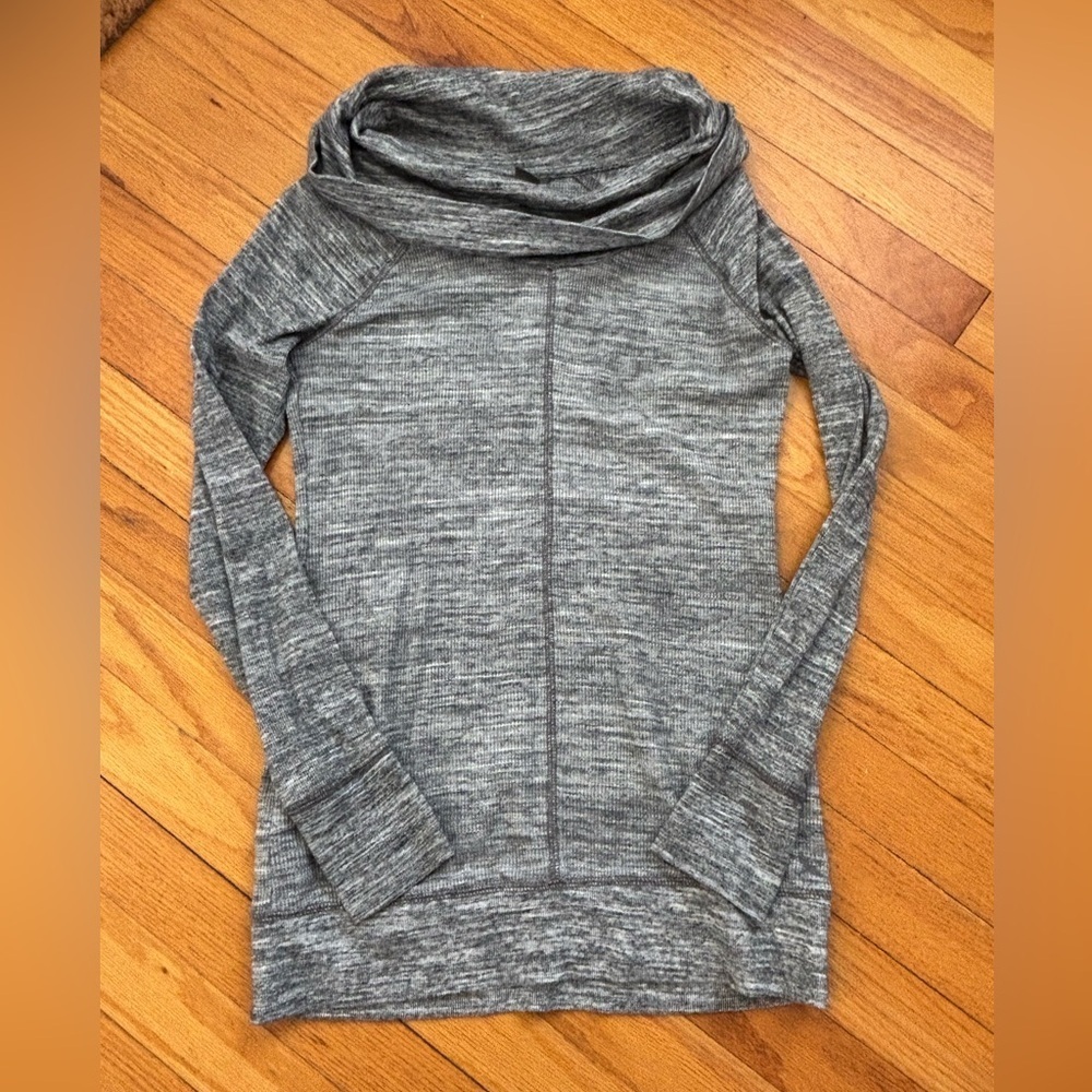 Eddie Bauer turtle neck